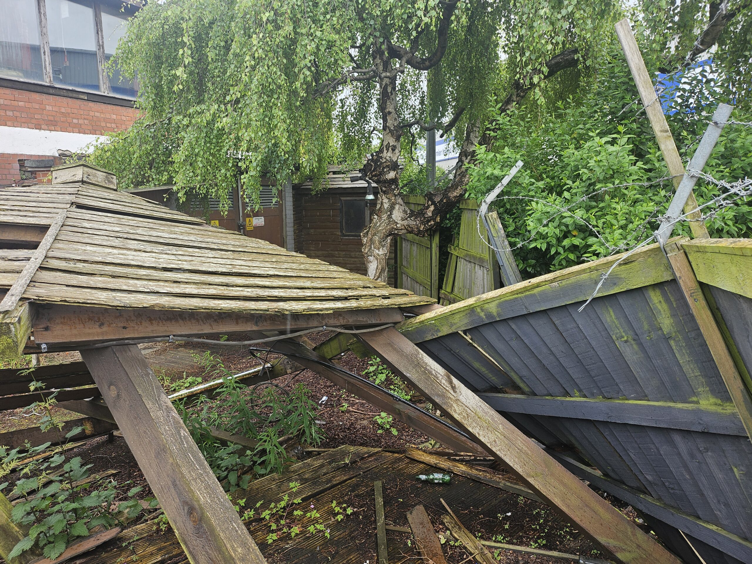 Major clear up operation at iconic Harvey's in Goole